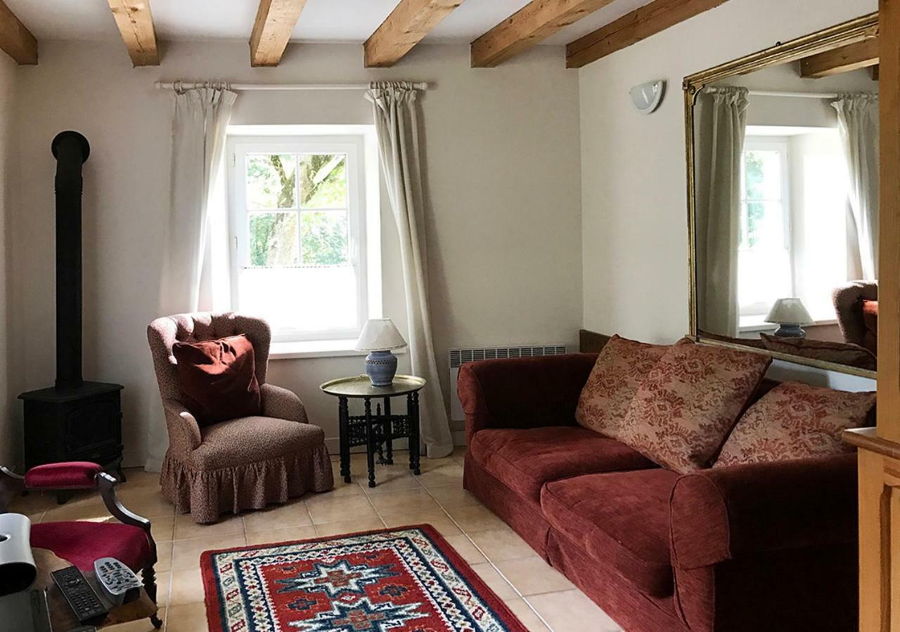 Val Rive - Le Pintadeau Cottage - 디난 외부 사진
